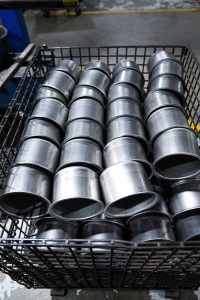 TMSCUP12714 3.47 gallon stainless steel cups in basket